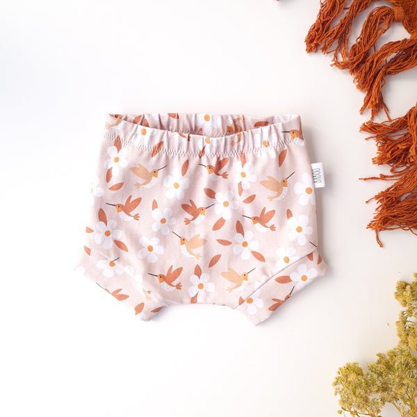 3-6M. Bella shorts