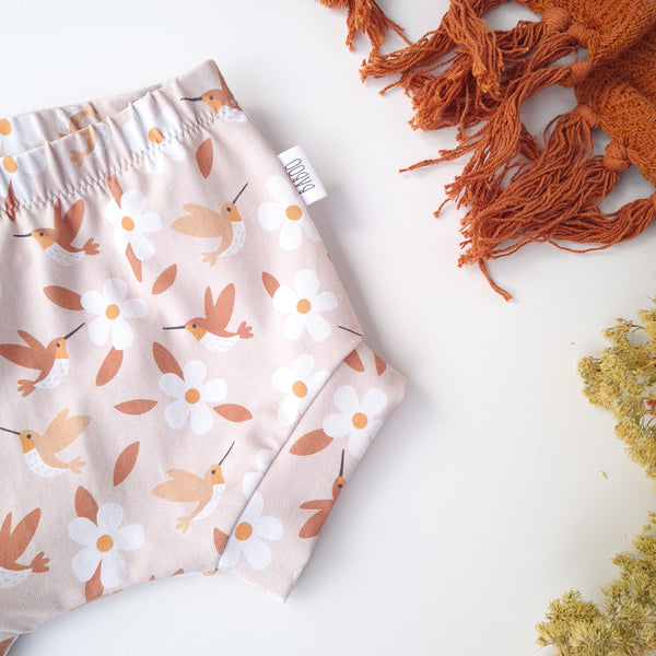 3-6M. Bella shorts