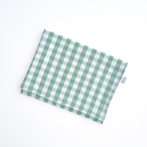 Wren burp cloth