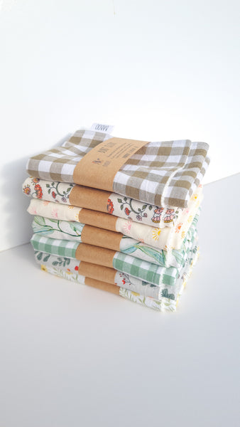 Wren burp cloth
