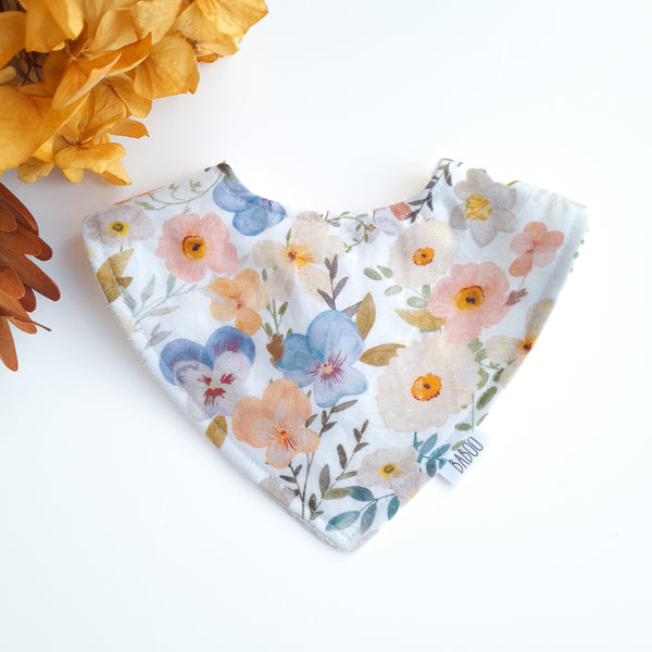 Blossom dribble bib