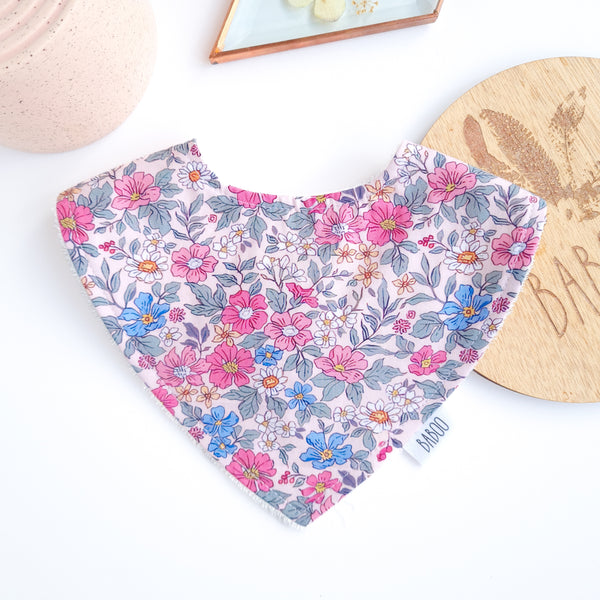 Rose dribble bib