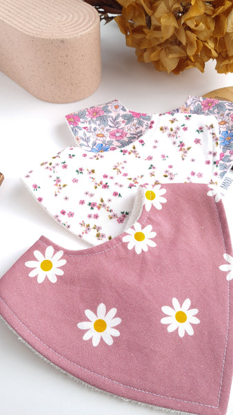 Susie dribble bib