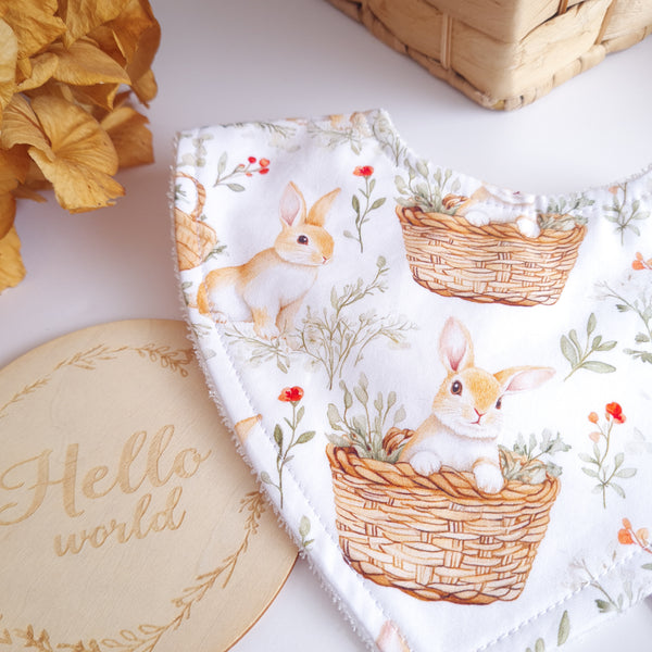 Avery dribble bib