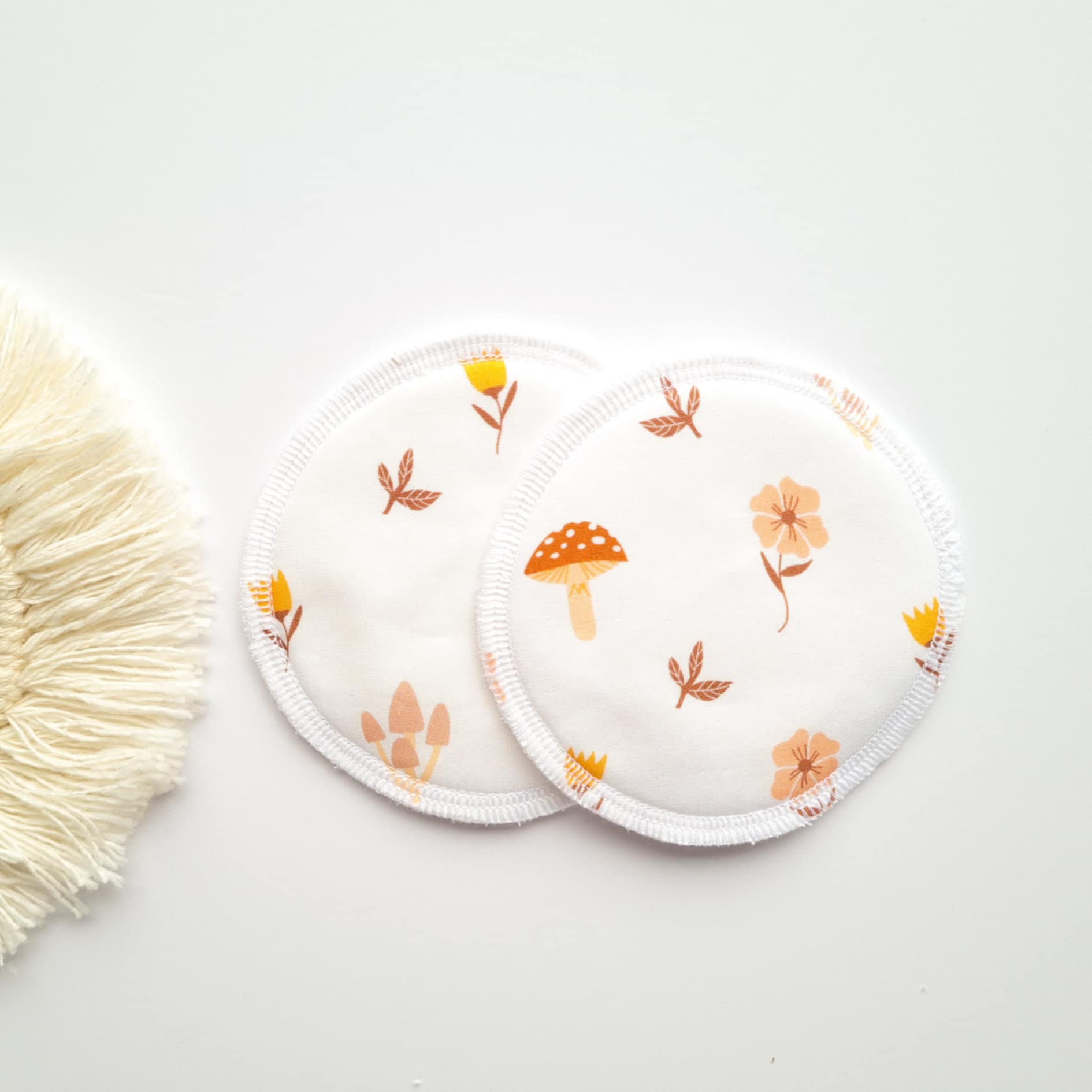 August Breastpads Pair