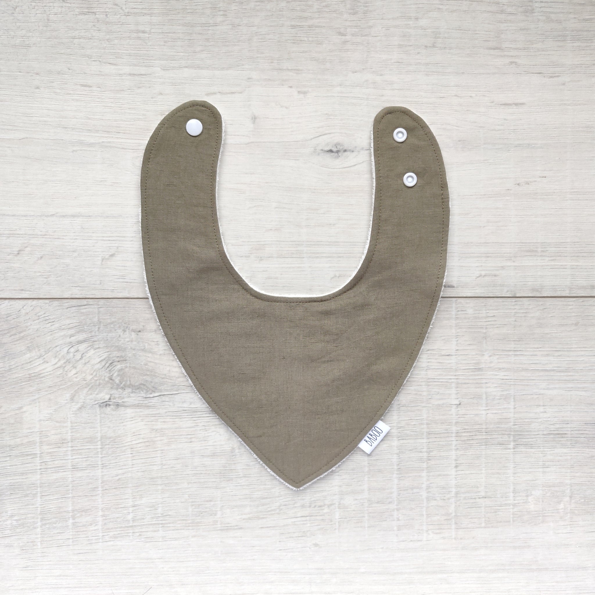 Hugo dribble bib