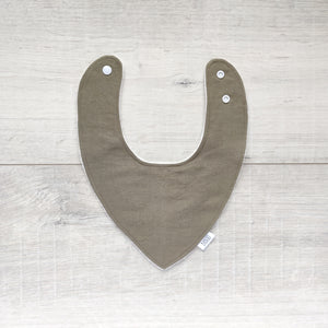 Hugo dribble bib